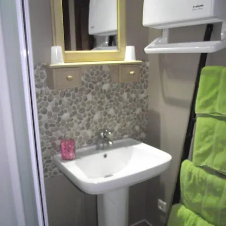 Bed and breakfast D'hote Au Grenier D'abondance 3*